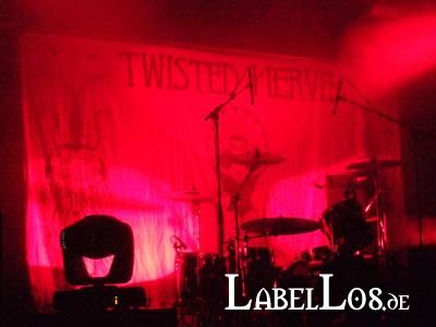 084_Twisted_Nerve_Judgement-Day-11_2009