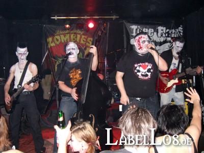 033_Halloween-Psycho-Attack_30-10-2010_Cafe-Wagner_Thee-Flanders